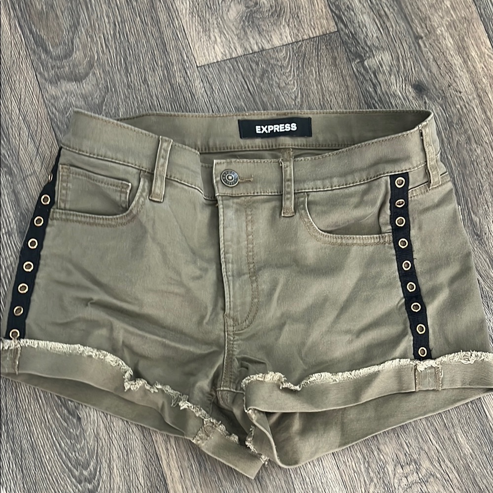 Express light green and Black Cargo Shorts